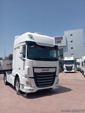 τυπική μονάδα τράκτορα DAF XF 530 con ADR+PRESA DI FORZA+ GARANZIA