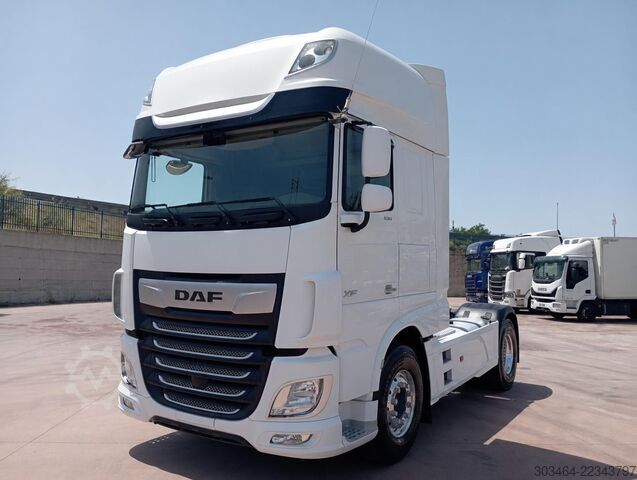 τυπική μονάδα τράκτορα DAF XF 530 con ADR+PRESA DI FORZA+ GARANZIA