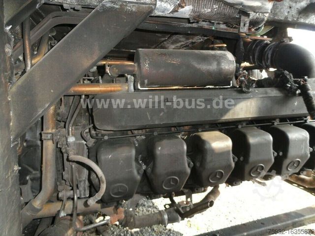 Autobus międzymiastowy MERCEDES-BENZ O 550 INTEGRO - mit Brandschaden * TEILESPENDER