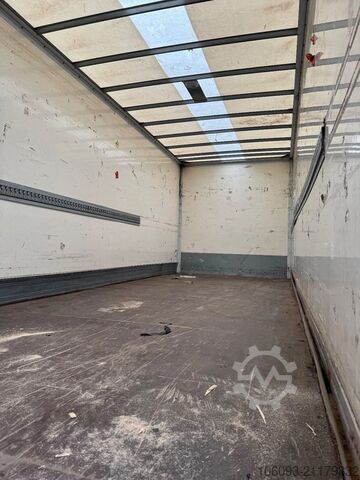 Koffer Mercedes-Benz Atego 1218 Bakwagen Laadklep