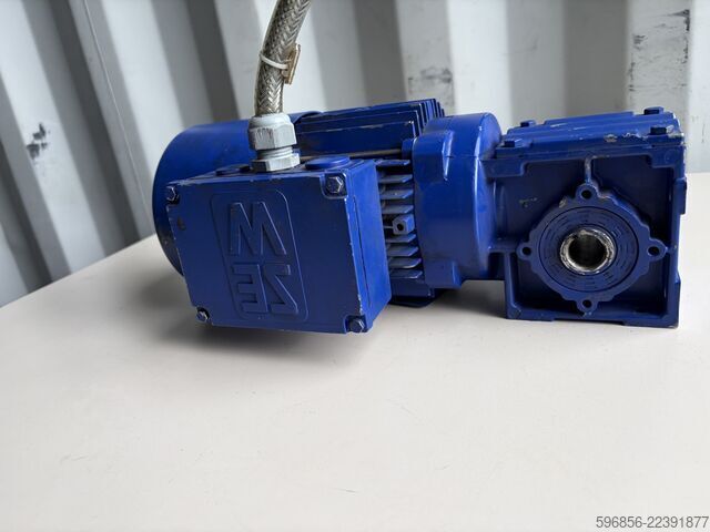 SEW-EURODRIVE WA20DT71D4BMG 0,37 kW, 43 U/min, 54 Nm, i=32,09, Bremse 230 VAC SEW-EURODRIVE WA20DT71D4BMG 0,37 kW 43 obr./min 54 Nm i=32,09 Hamulec 230 VAC SEW-EURODRIVE WA20DT71D4BMG 0,37 kW 43 obr./min 54 Nm i=32,09 Hamulec 230 VAC