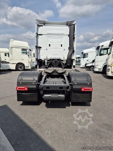 Trattore standard Mercedes-Benz Actros 1945 LS