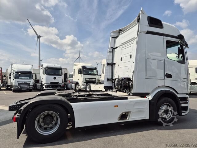 Trattore standard Mercedes-Benz Actros 1945 LS