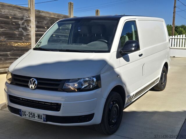 Fourgon tôlé VW Transporter T5 Edition 2.0 BiTDI 180 ch
