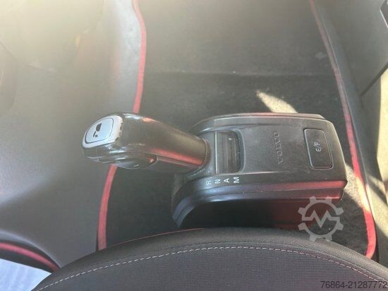 Volume tractor unit VOLVO FH 500 E6, STANDKLIMA,  LOW DECK , MEGA I-SHIFT/DUAL CLUTCH, VEB+,