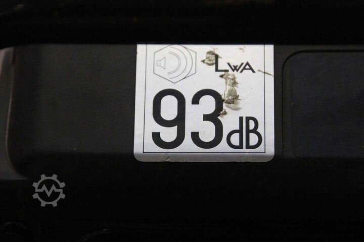 3.8 kVA generator Makita G4300IS