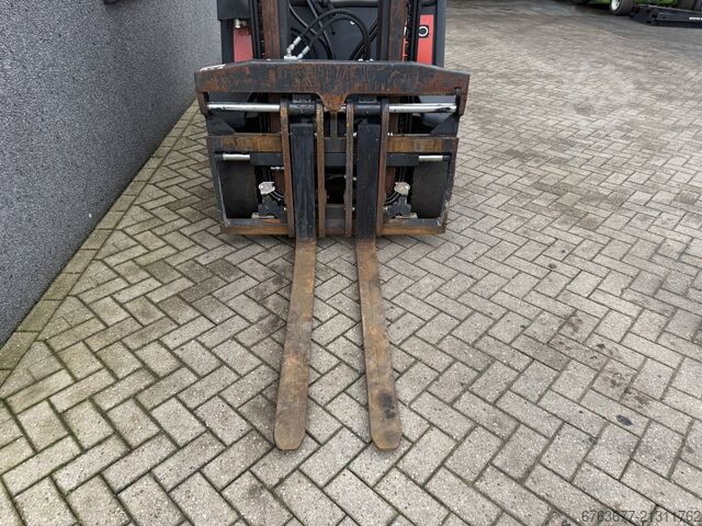 Linde H30D-01 Duplex 445 Sideshift / Fork Positioner VW Diesel 2012 LINDE H30D-01 Duplo 445 Sideshift / Vorkversteller VW Diesel 2012