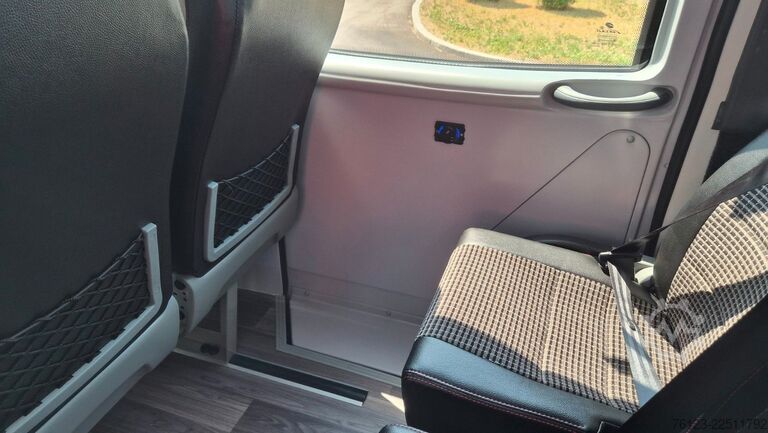 Kleinbus IVECO 2x Daily 70 Lagerfahrzrug Ferqui Sunrise 2,5 m B