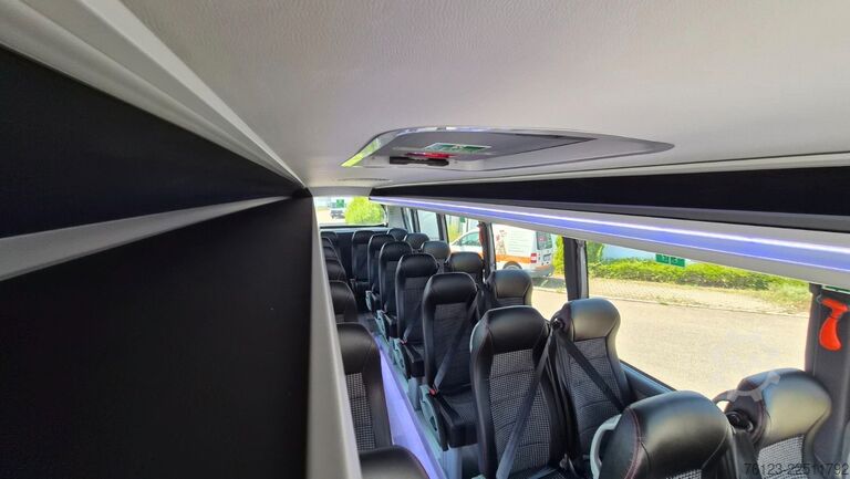 Kleinbus IVECO 2x Daily 70 Lagerfahrzrug Ferqui Sunrise 2,5 m B