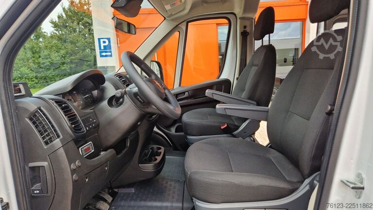 Minibusz Opel Movao Fiat Ducato Systemboden Rolli