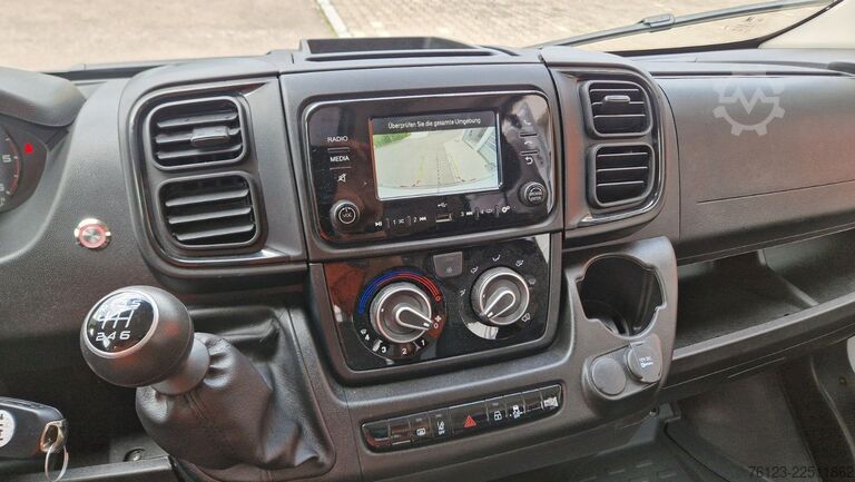 Minibusz Opel Movao Fiat Ducato Systemboden Rolli