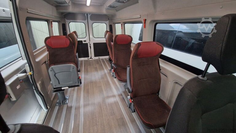 Minibusz Opel Movao Fiat Ducato Systemboden Rolli