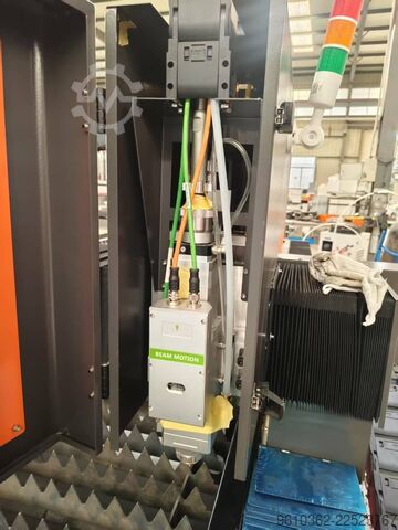Máquina de corte a laser JINAN SENKE CNC MACHINE SKL-1530F