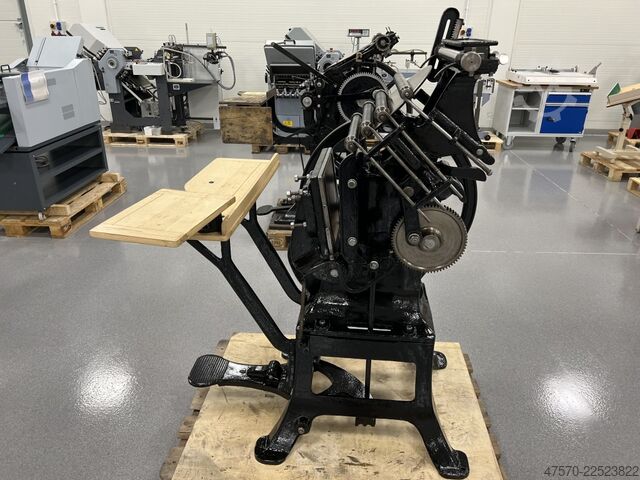 Buchdruckmaschine Letterpress printing press foot operated