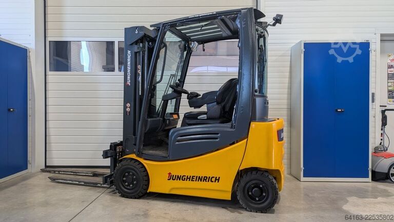 Empilhador eléctrico de 4 rodas Jungheinrich EFG 316k (Batterie 2023)