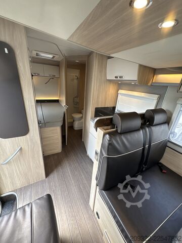 Półzintegrowany kamper 2020 Fiat Ducato Weinsberg Carasuite | Accessoriato | 5 Posti Letto