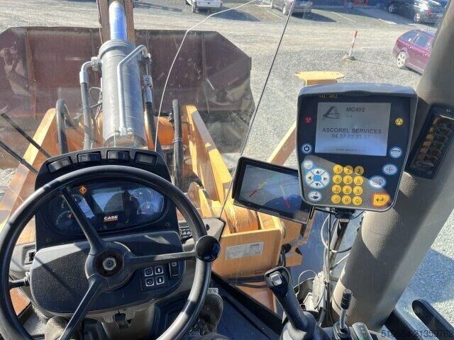 Yükleyici CASE 1121 F Radlader