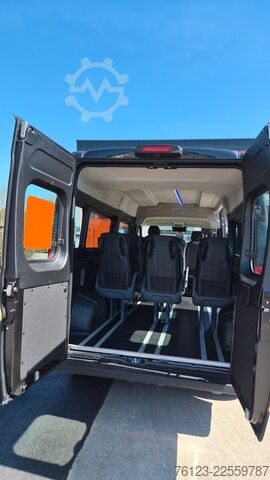 Minibus Opel Movano Mobility Airline Boden Rolli