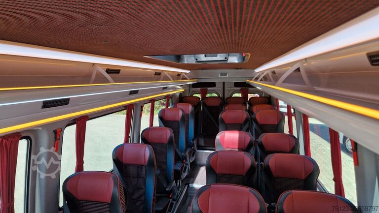 Minibus MERCEDES-BENZ 517 Lord Comfort XXL Vorlauffahrzeug 23 SS