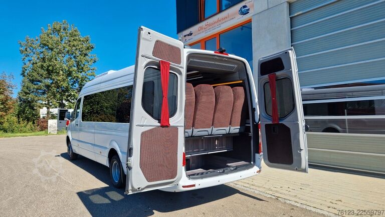 Minibus MERCEDES-BENZ 517 Lord Comfort XXL Vorlauffahrzeug 23 SS