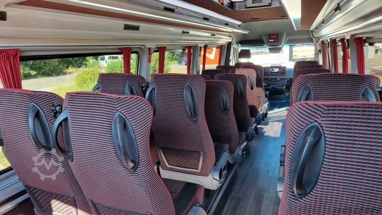 Minibus MERCEDES-BENZ 517 Lord Comfort XXL Vorlauffahrzeug 23 SS