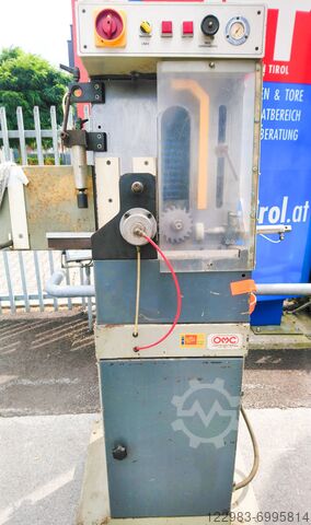 Eindfreesmachine portaalbouw OMC Ausklinkfräse