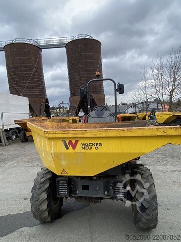 Camion-benne Wacker Neuson DW30