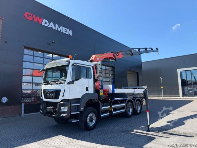 Vrachtwagen met kraan MAN TGS 26.400 6x6 Palfinger PK 33002-EH Euro 6