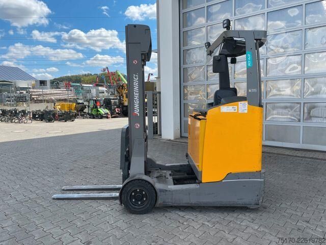  Jungheinrich ETV C16 / Triplex 5.72m / SS / nur 2.953h / 2016