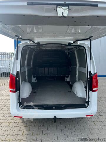 Duba panelată MERCEDES-BENZ Vito 114 LANG 9G-TR. KLIMA NAVI KAMERA LED AHK