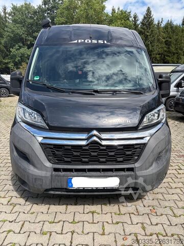 Autocaravana PÖSSL 2 Win R Plus - Markise, Kamera, Radträger