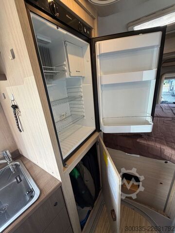 Autocaravana PÖSSL 2 Win R Plus - Markise, Kamera, Radträger