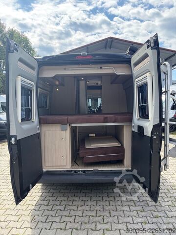 Autocaravana PÖSSL 2 Win R Plus - Markise, Kamera, Radträger