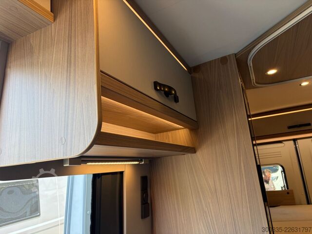 Autocaravana PÖSSL 2 Win R Plus - CSL Munich Edition - Aufstelldach