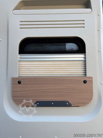 Autocaravana PÖSSL 2 Win R Plus - CSL Munich Edition - Aufstelldach