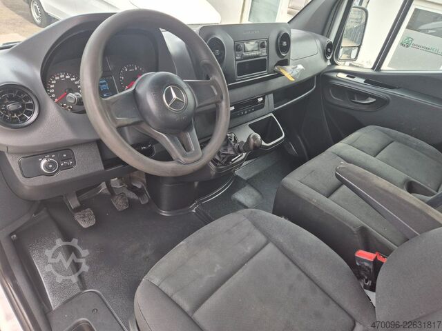 Furgão pick-up MERCEDES-BENZ Sprinter Pritsche DoKa/315*AHK-2800KG*7-Sitze*