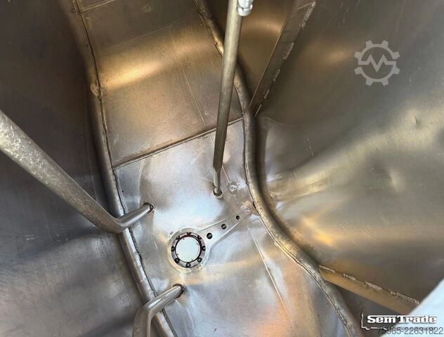 Farligt gods lastbil SCANIA R500 V8 EURO 5 FULL AIR 6X2 FULL ADR FUEL DIESEL