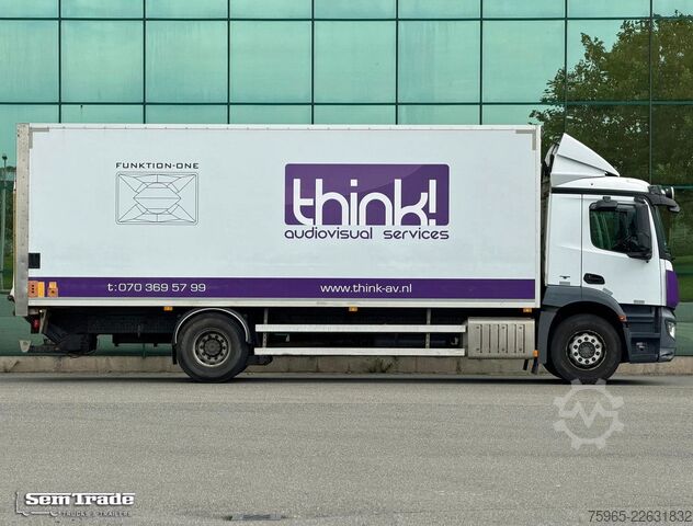 Dobozos teherautó MERCEDES-BENZ Antos 1830 FULL AIR TAIL LIFT 648.000 KM SMART T