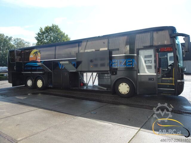 Távolsági autóbusz VAN HOOL T917 Acron, 63 Sitze