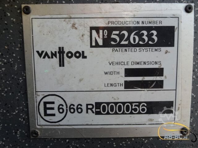 Távolsági autóbusz VAN HOOL T917 Acron, 63 Sitze