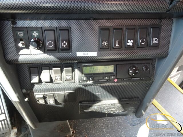 Távolsági autóbusz VAN HOOL T917 Acron, 63 Sitze