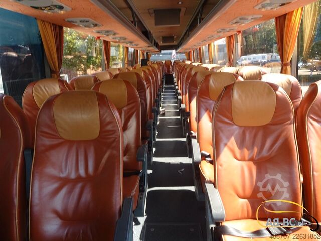 Távolsági autóbusz VAN HOOL T917 Acron, 63 Sitze