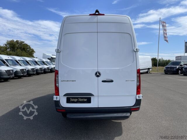 Furgão de teto alto MERCEDES-BENZ Sprinter 317 CDI KA/3665/L2H2/MBUX/NAVI/AUTOMATI