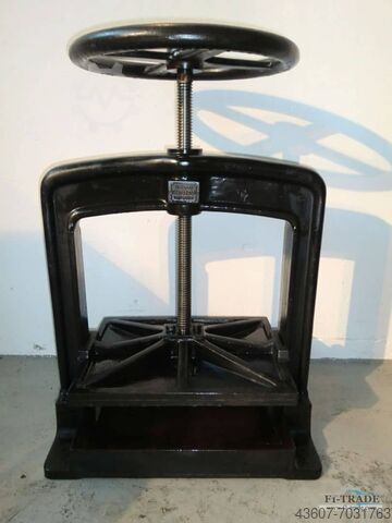 Presse à vis Krause 35286