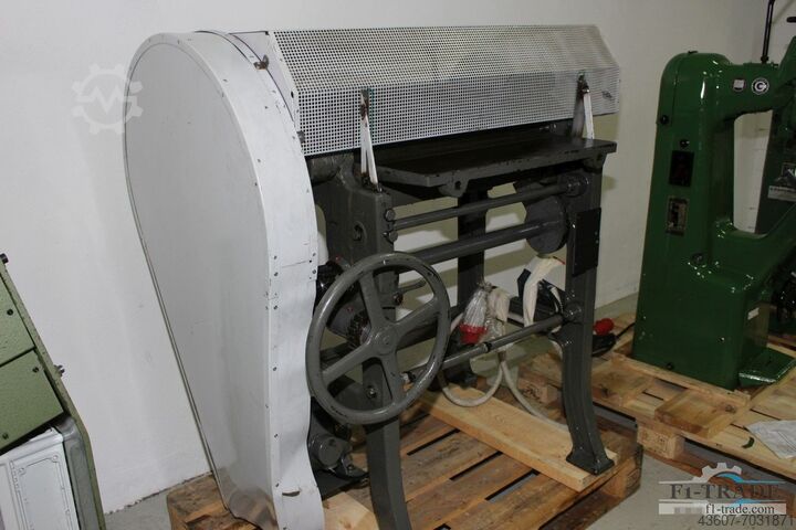 Machine à arrondir les angles Book Back Krause BRM500