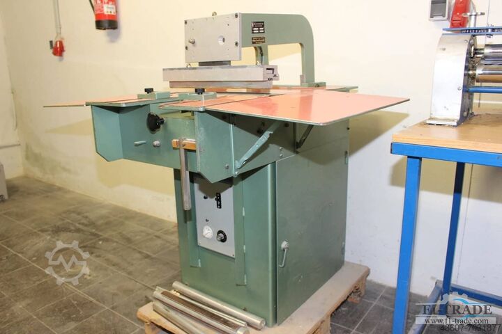 Μηχανή στρογγυλοποίησης εξώφυλλων βιβλίων Hunkeler BDRM