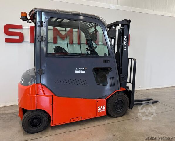 Gaffeltruck Toyota 10939 - 8FBMT25