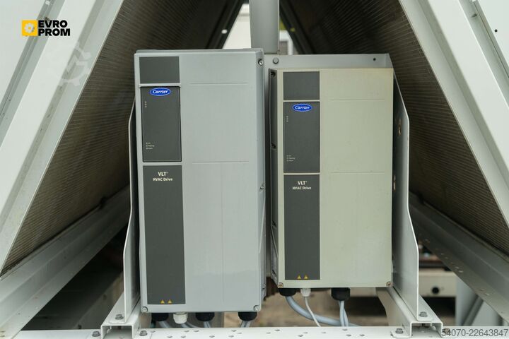 Køler Used Industrial Chiller CARRIER - 890 kW | With warranty