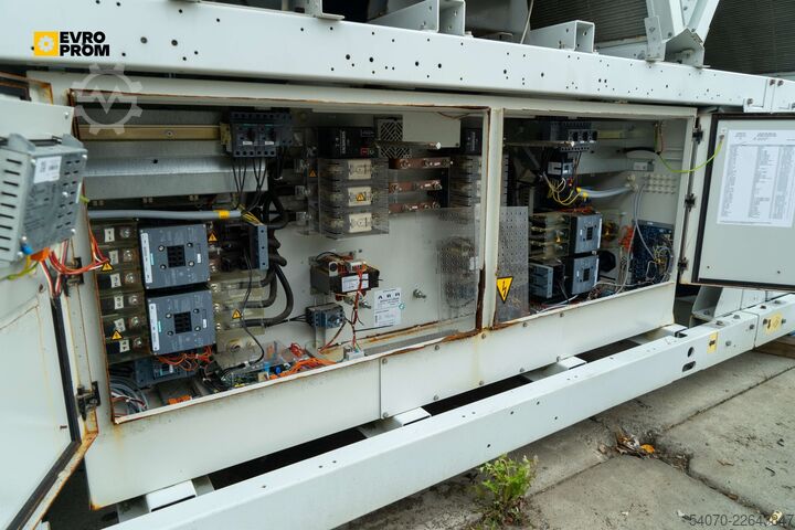 Køler Used Industrial Chiller CARRIER - 890 kW | With warranty