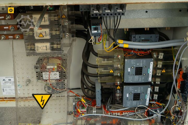 Køler Used Industrial Chiller CARRIER - 890 kW | With warranty